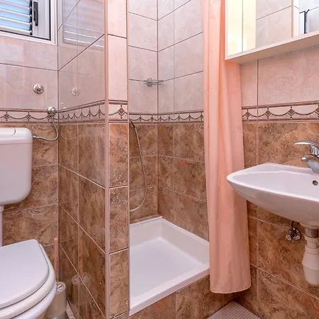 Zora 伊万多拉克