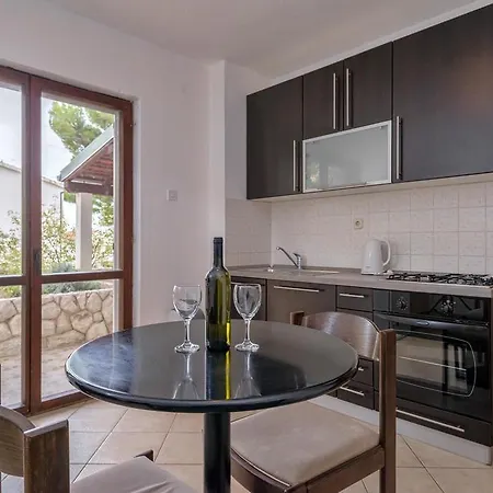 Apartment Zora *
