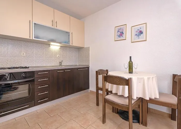 דירה Zora איוואן דולץ